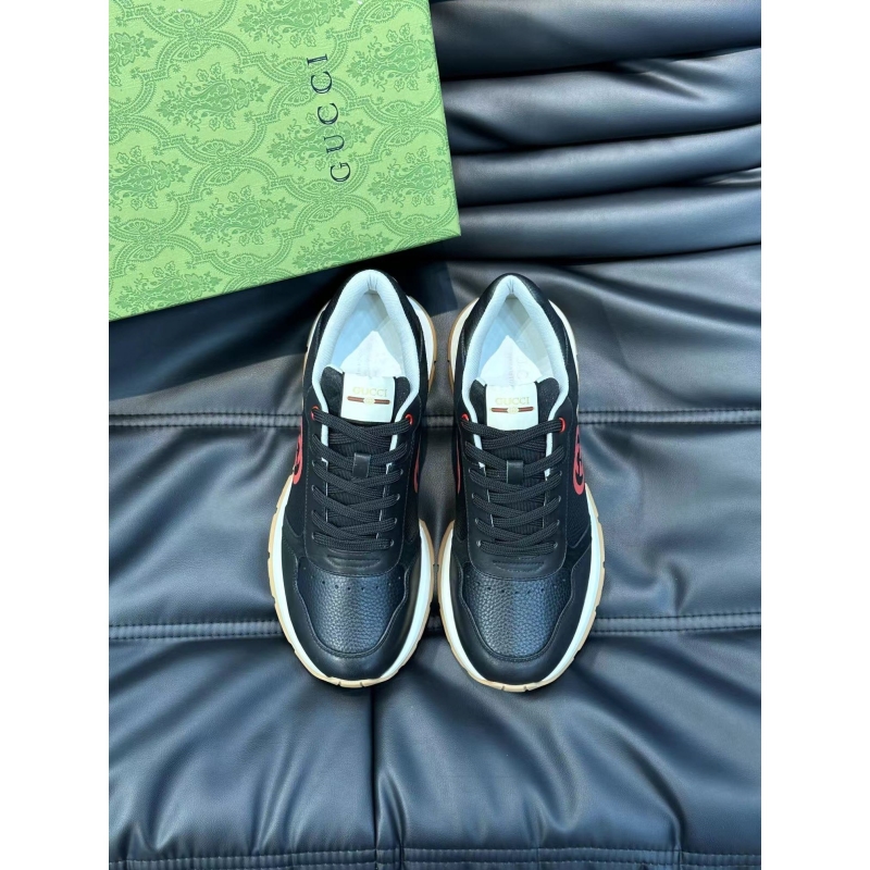 G*u*i casual shoes